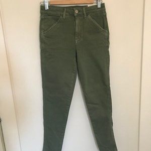 American Eagle Hi-Rise Jeggings in Army Green